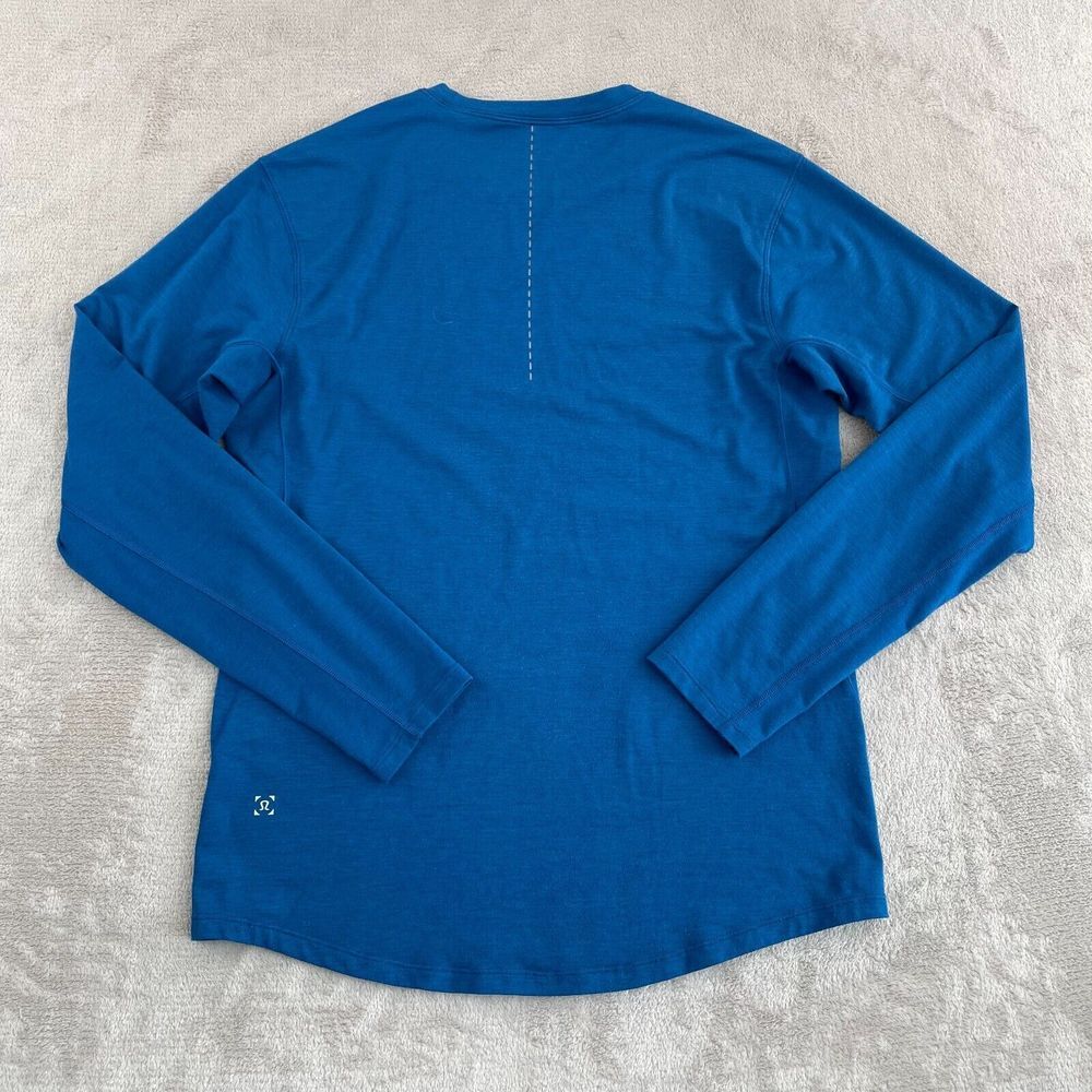 Lululemon Somatic Shirt‎ Men Small Blue Long Sleeve Reflective Line Activewear